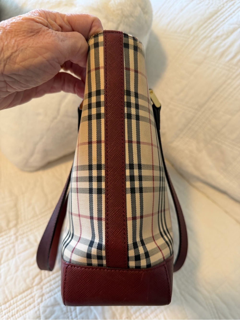 Burberry House Check Tote Bag in Beige/Black/Burgundy with COA and Auth Dusty - Picture 14 of 15